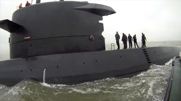 Submarine HNLMS Bruinvis (screenshot from youtube video)