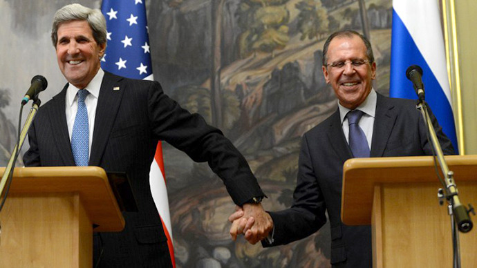 US Secretary of State John Kerry (L) and his Russian counterpart Sergei Lavrov speak at their joint press conference in Moscow on May 7, 2013. (AFP Photo / Kirill Kudryavtsev)
