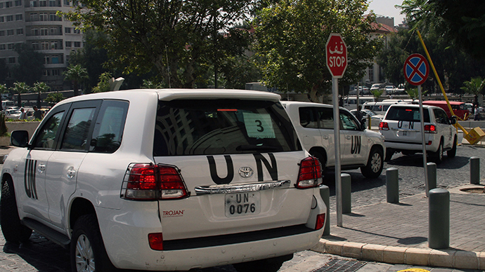 A convoy of United Nations (UN) vehicles leave a hotel in Damascus on August 26, 2013 carrying UN inspectors travelling to the site of a suspected deadly chemical weapon attack the previous week in Ghouta, east of the capital. (AFP Photo)