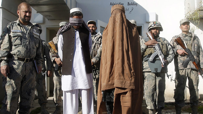 Taliban insurgents, arrested by Afghan Border Police, are presented to the media in Jalalabad February 7, 2013 (Reuters/Parwiz)