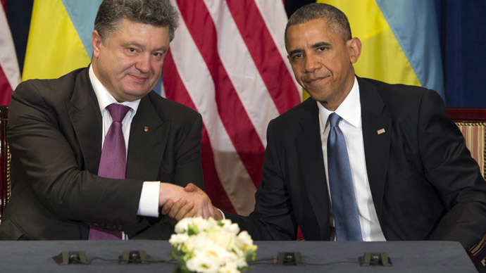 US President Barack Obama and President-elect Petro Poroshenko of Ukraine hold a meeting in Warsaw, Poland, on June 4, 2014. (AFP Photo / Saul Loeb)