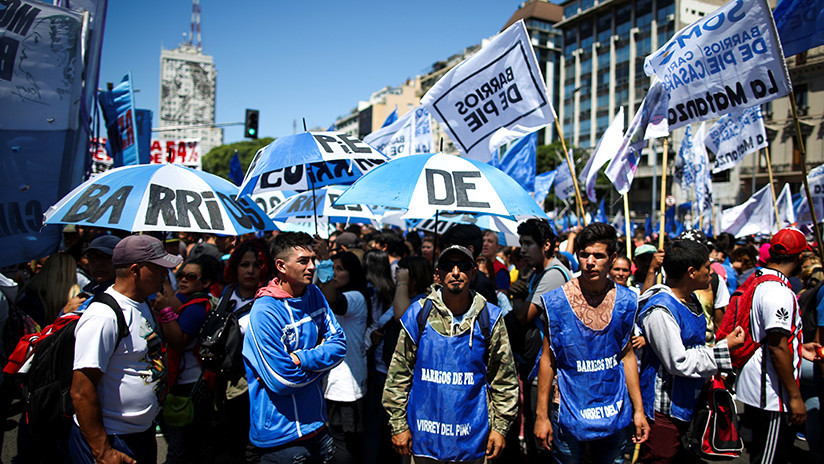 Protesto maciço na Argentina contra Macri depois de seu discurso na Assembléia Legislativa