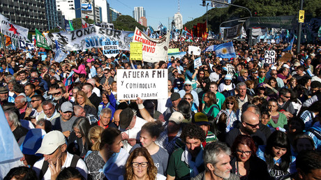 Immer wieder kommt es in Argentinien zu Massenprotesten gegen die Kooperation mit dem IWF. (Buenos Aires, 25. Mai 2018)