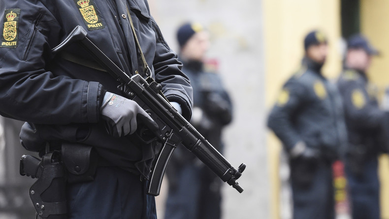 Messerattacke auf Polizisten in Dänemark – Angreifer nach Gegenwehr in kritischem Zustand