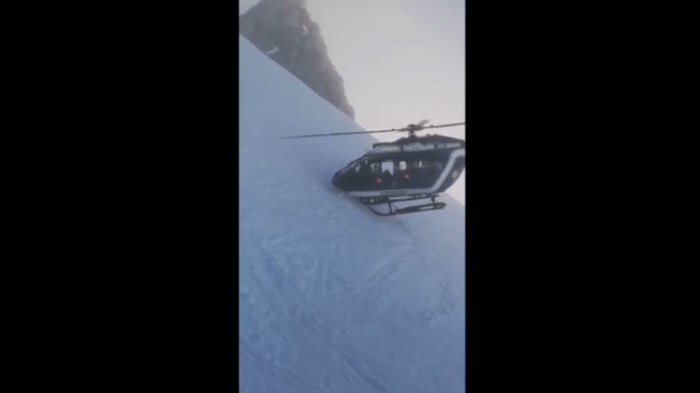 Pilot zeigt Nerven aus Stahl: Hubschrauber-Rettung mit Zentimeter-Abstand zum Berghang