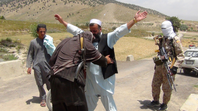 “Sie sind Teil des Friedensprozesses”: China erkennt afghanische Taliban als politische Kraft an