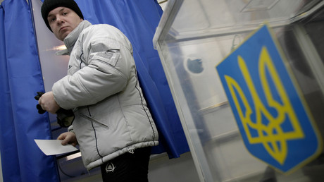 Bald nicht mehr möglich: Die Abstimmung im ukrainischen Wahllokal in der südrussischen Stadt Rostow am Don bei der letzten Präsidentschaftswahl am 25. Mai 2014. 