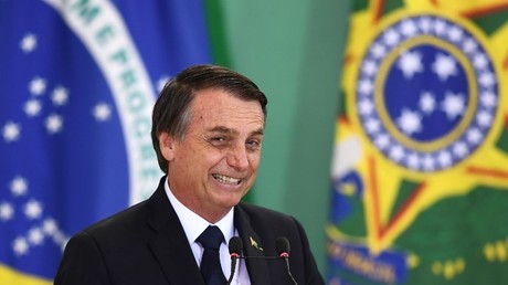 Der brasilianische Präsident Jair Bolsonaro hält am 7. Januar 2019 im Planalto-Palast in Brasilia eine Rede.