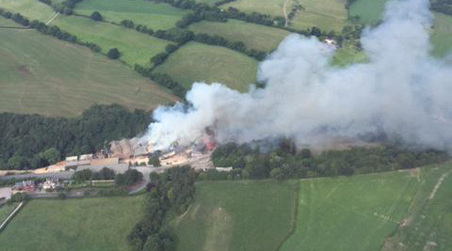 4 people trapped in Cheshire building fire
