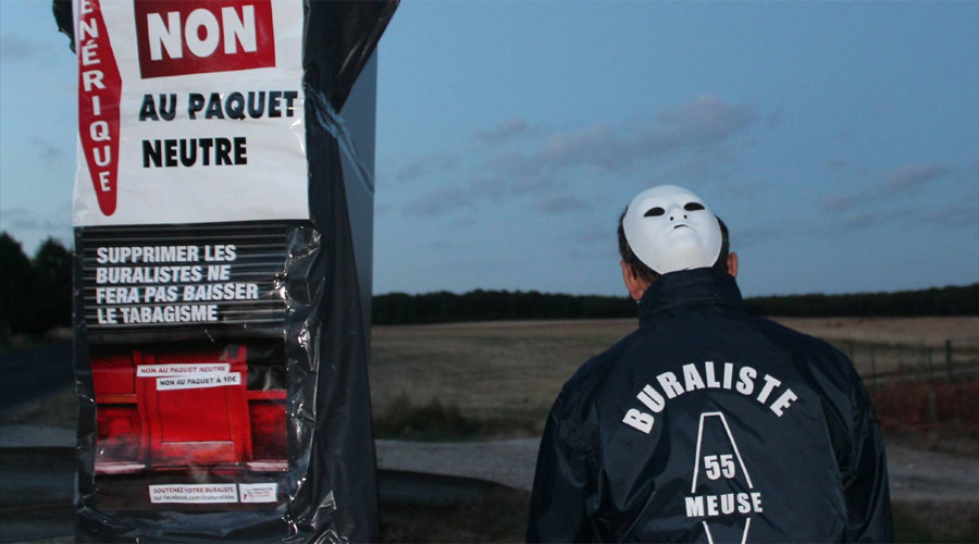 Traffic speed cameras hooded! French tobacconists angry with plain packaging plan
