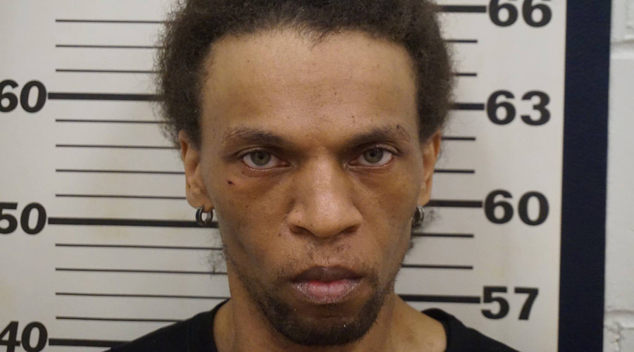 The Creeper: Burglar spent days hiding under bed in house
