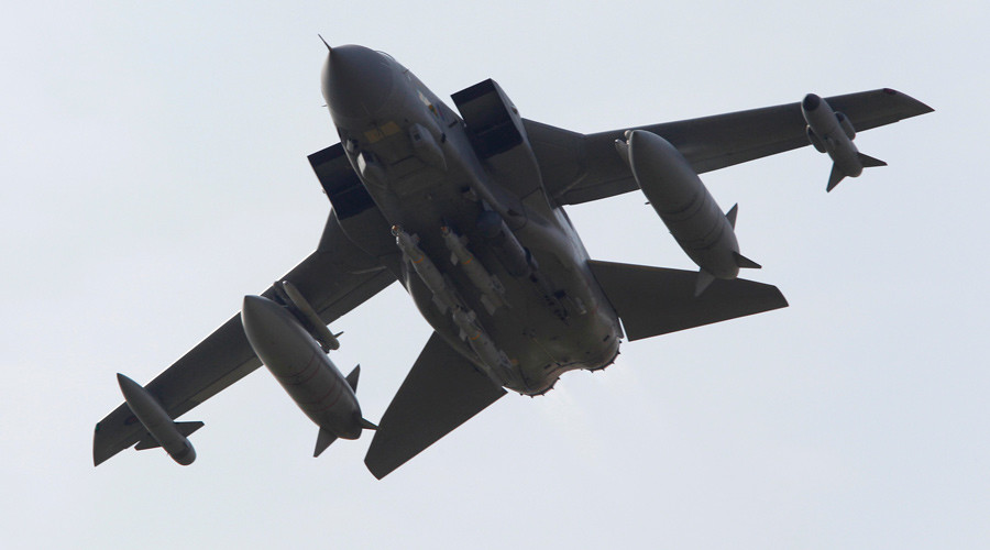 Cameron ready to strike Libya despite FCO ruling out renewed campaign