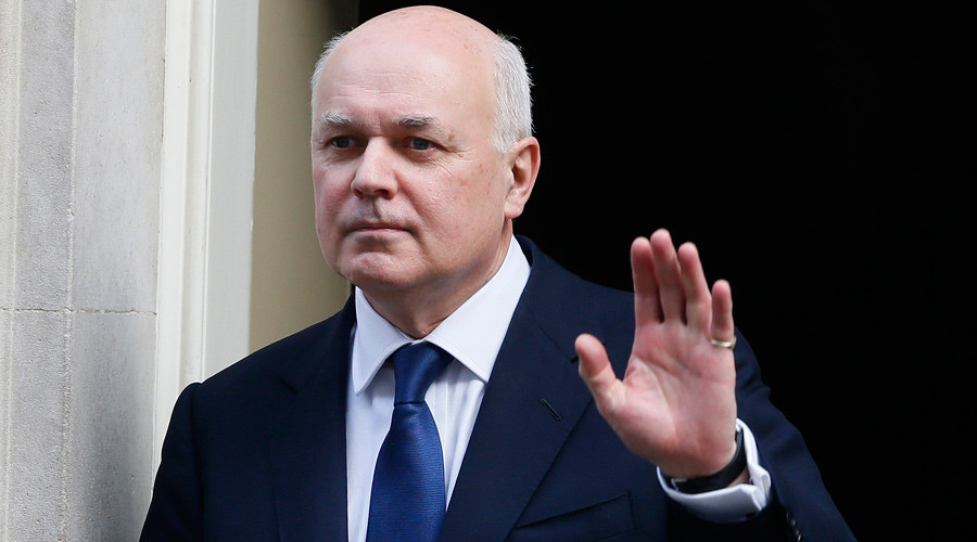 ‘Malign’ benefit sanctions fail to push claimants into work, say Tory advisers