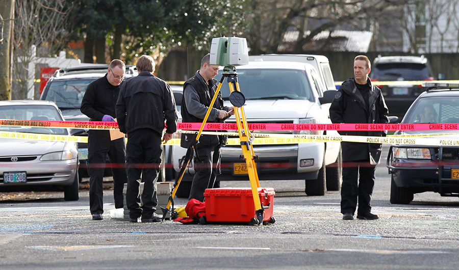 3 hospitalized after state government offices receive suspicious packages in Oregon