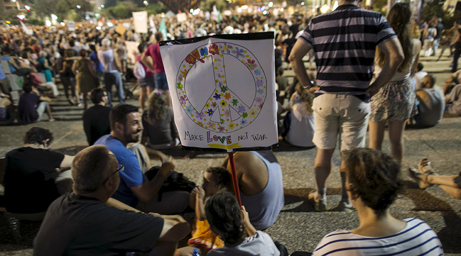 ‘Terror must be dealt with’: Thousands protest spike of violence in Israel (PHOTOS)
