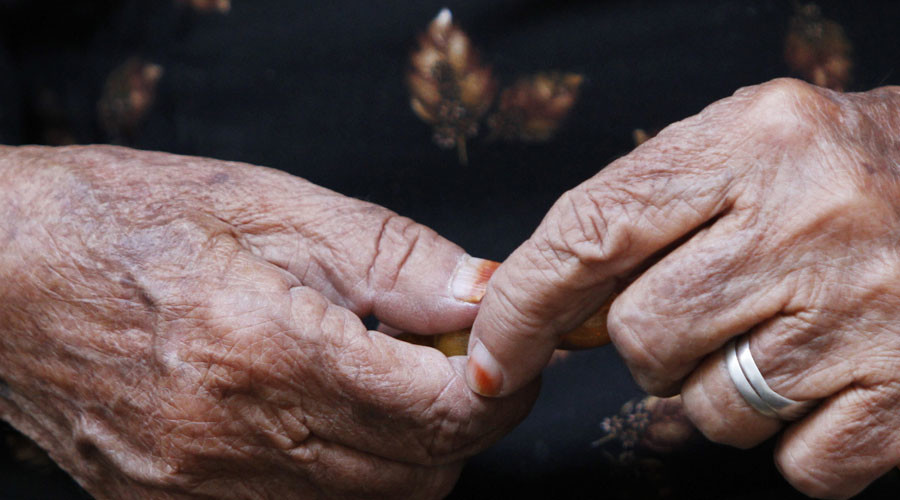 70 years apart: Mother & daughter reunite after WWII separation