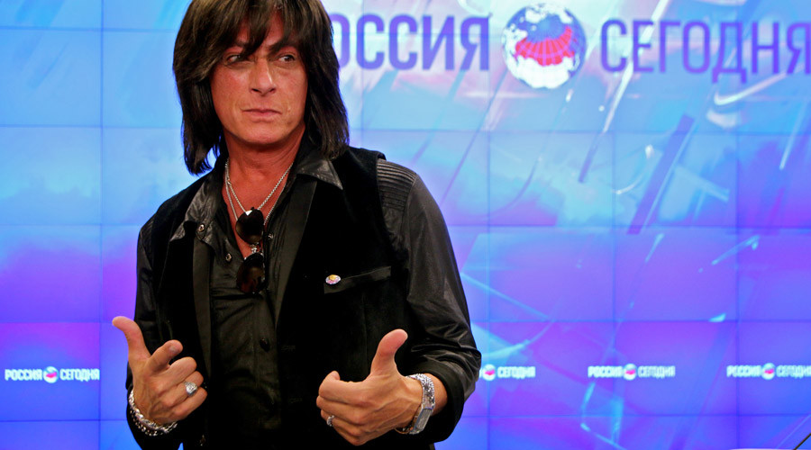 ‘Truth lives in Russia’ says Deep Purple’s ex-vocalist Turner on visit to Crimea