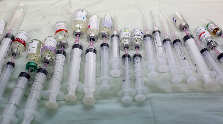Detainee at Australian offshore facility ‘delirious’, losing lung function by time of hospital trans