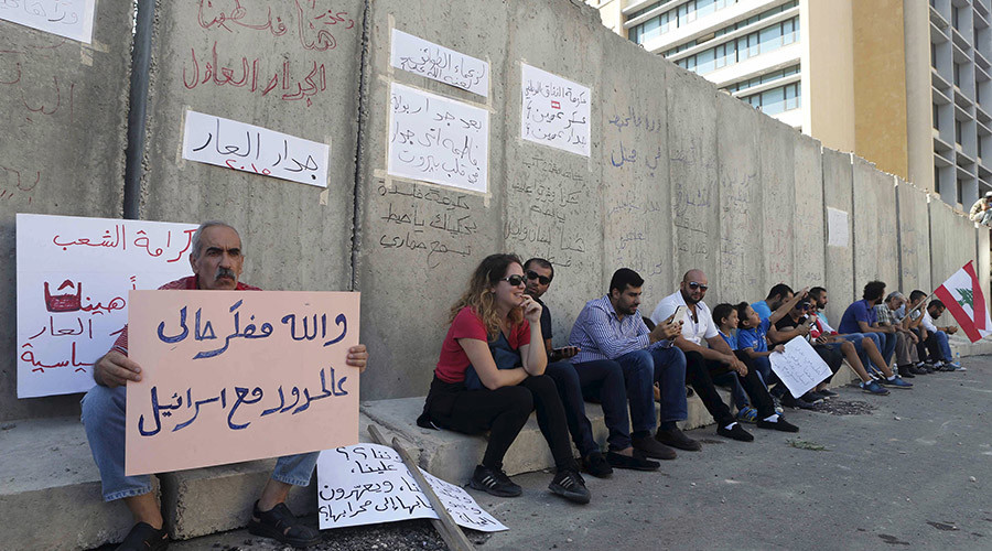 Trash Talking in Lebanon: It's the political establishment that 'stinks'