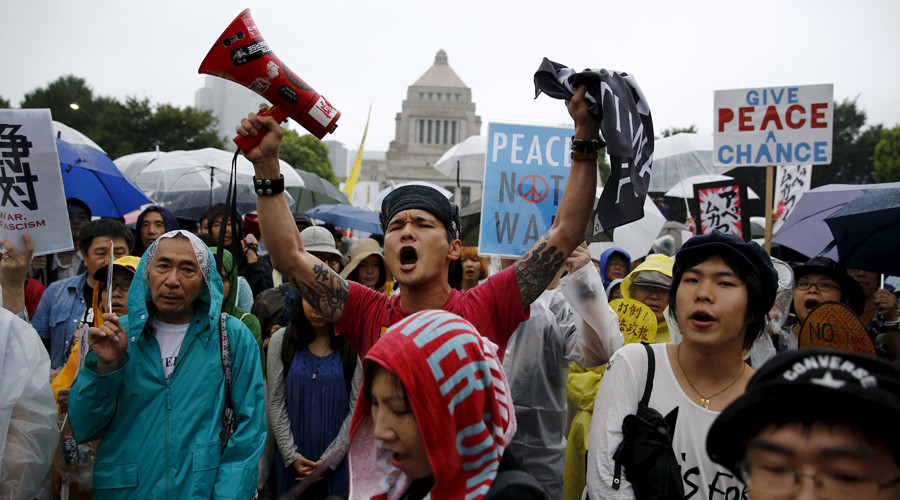 Idea of ‘collective self-defense’ polarizing Japanese society