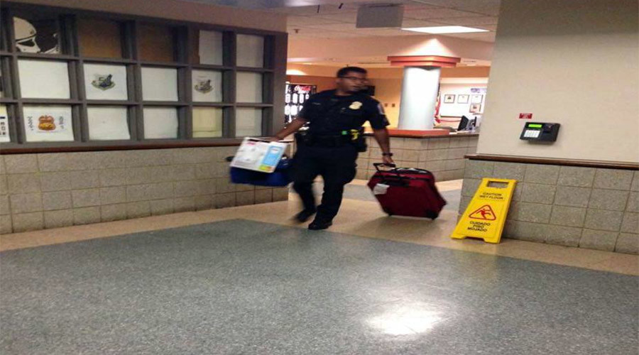 Maryland cop buys food & housing for mother, daughter fleeing domestic violence
