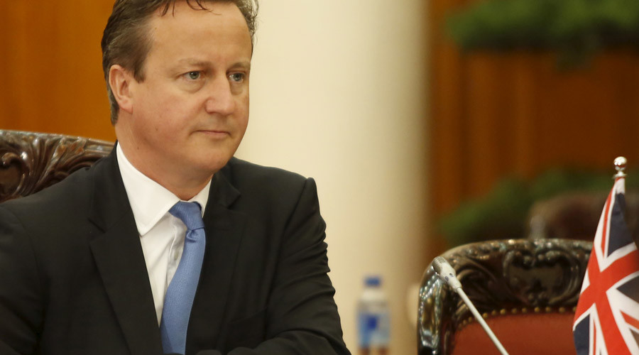 Tories ease pressure on Cayman Islands over tax transparency