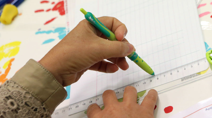 Pre-K teacher tells 4yo his left hand is evil, points to historical portrayal of wickedness