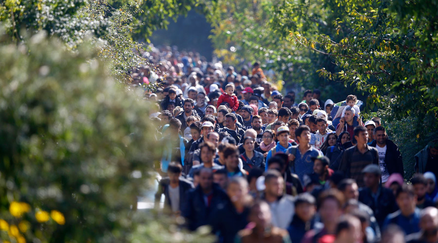‘Accepting migrants makes Europe stronger’ - former Italian FM
