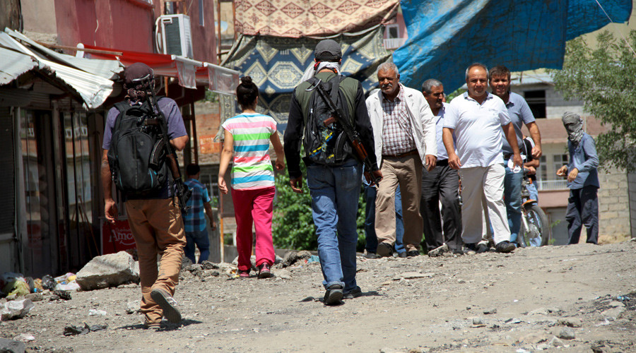 Turkish ‘double-dealing’ in fight against ISIS