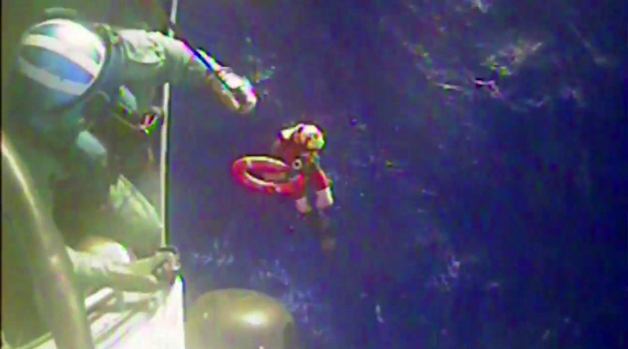 Debris found during hunt for cargo ship and its 33 US, Polish crew, lost in Hurricane Joaquin