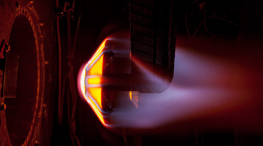 NASA tests umbrella-like heat shield for future manned Mars missions