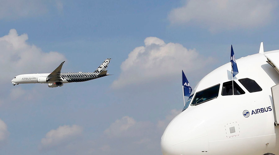 Fresh socks, check: New bunk-bed aircraft design crams passengers closer together