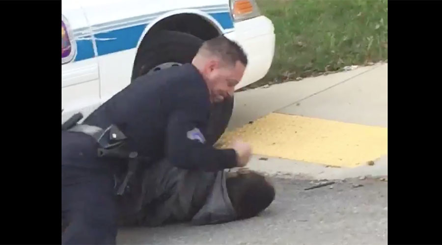 Video shows Detroit police officer punching naked woman at