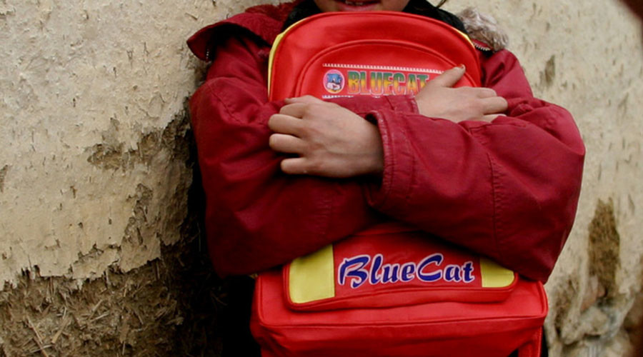 Italian school rejects girl with AIDS, family appeals to education minister