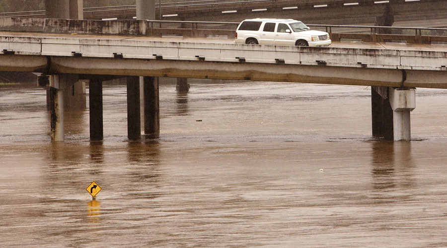6 dead, 2 missing as floods, tornadoes rage in Texas (PHOTOS, VIDEO)