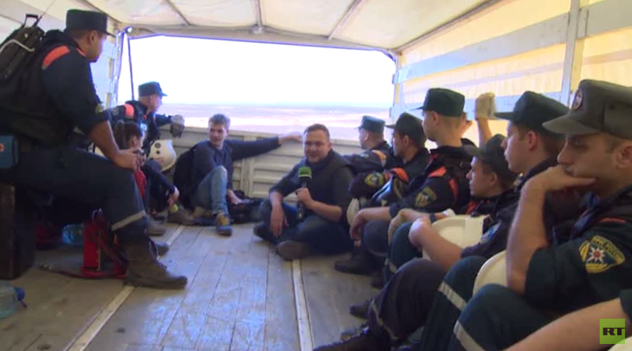 EXCLUSIVE: RT crew joins poignant Russian search at Sinai plane crash site