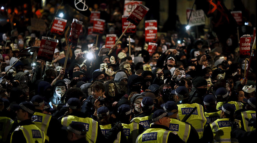 Million Mask March: Met condemns violence, protesters claim police brutality