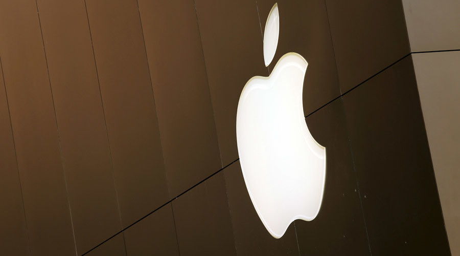Black means thief? Apple store kicks out students of African descent over fears 'they might steal'