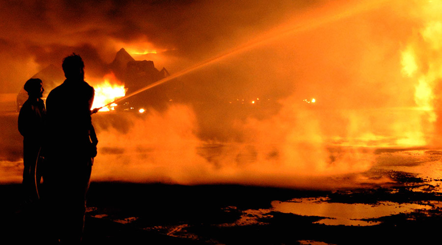 Evacuation, 3 killed in Mexican gas tank vehicle blast & blaze (IMAGES)