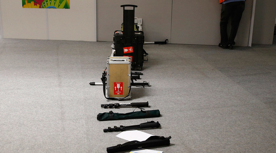 Moscow martial arts school launches classes in self-defense with... selfie-sticks