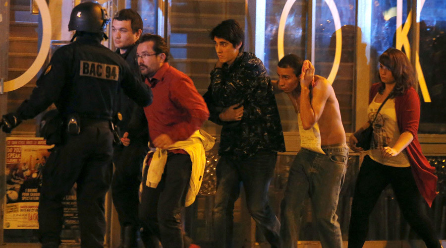 Americans show outpouring of support for France after terror attacks
