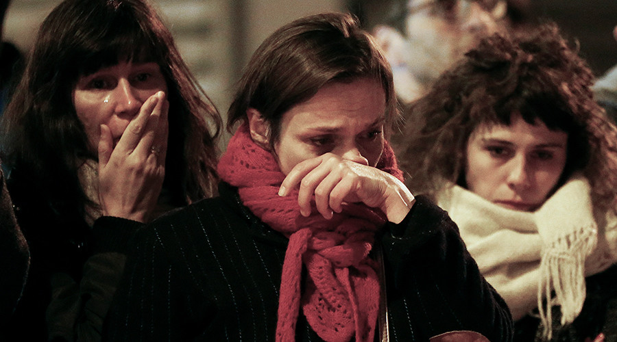 #rechercheParis: Desperate friends & relatives turn to Twitter to find loved ones