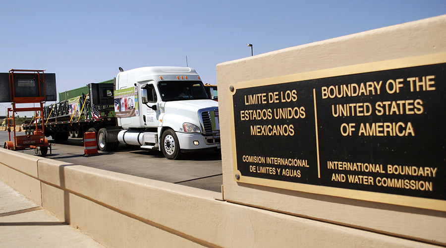 Conservative media freaks out after Syrian families turn themselves in at TX border crossing