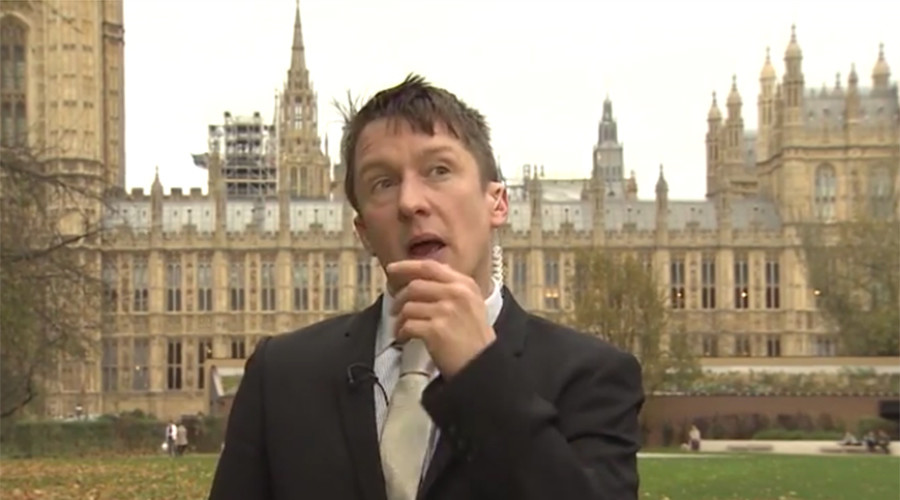 ‘F*ck you terrorists, I’m walking to work!’ Jonathan Pie on the Paris attacks (VIDEO)