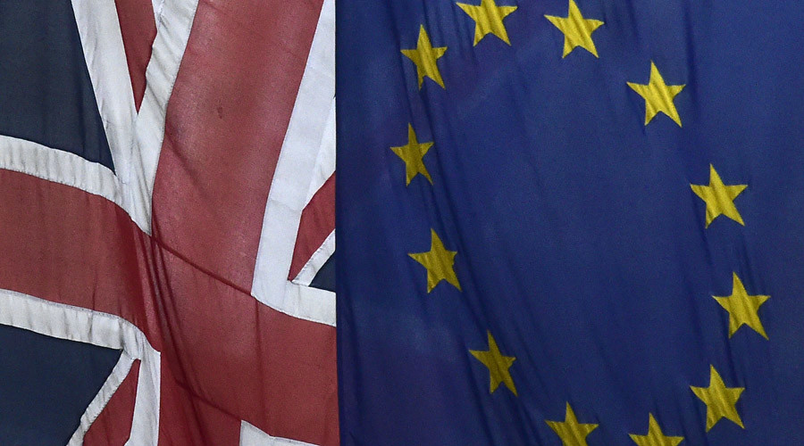 Paris attacks drive majority of Britons to back leaving EU – poll