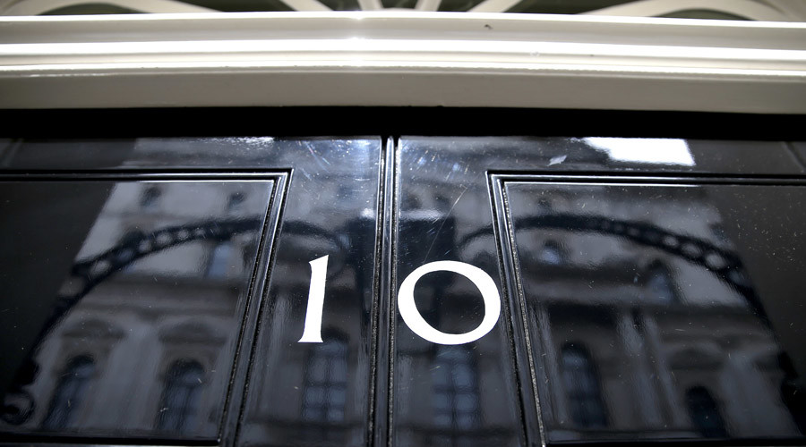 Car crash politics: Ministerial vehicles collide in Downing Street