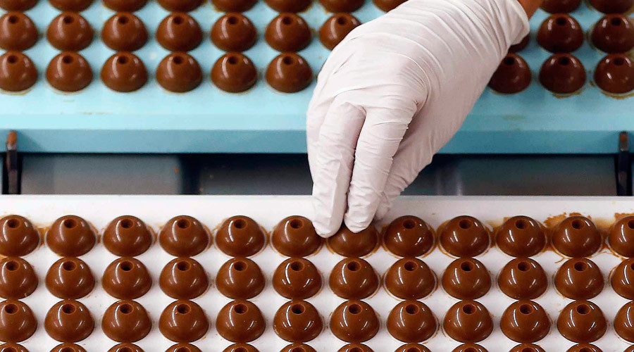 Presidential sweet: St. Petersburg to showcase full-size Putin statue made entirely of chocolate
