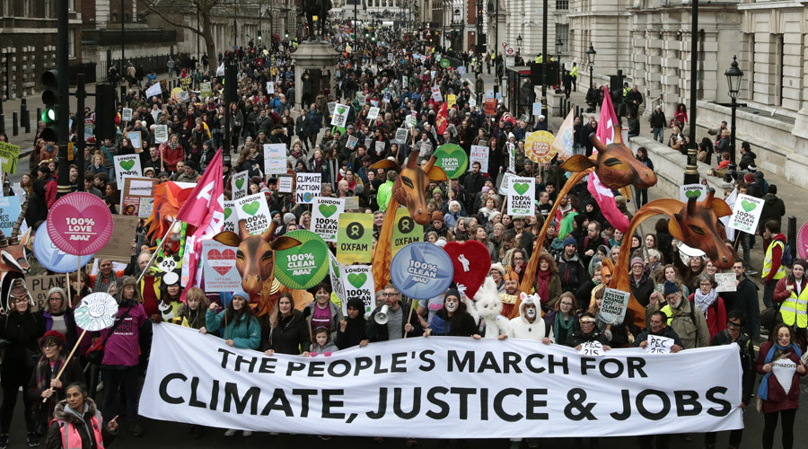 Eco-hypocrisy? Cameron tells business to act on climate change... but scraps green agenda