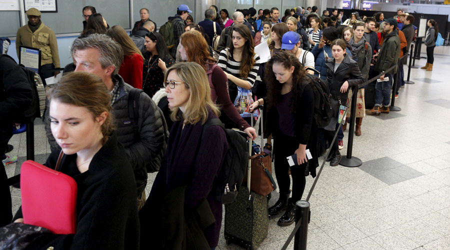 White House tightens visa waiver program, appoints new ‘ISIL adviser’