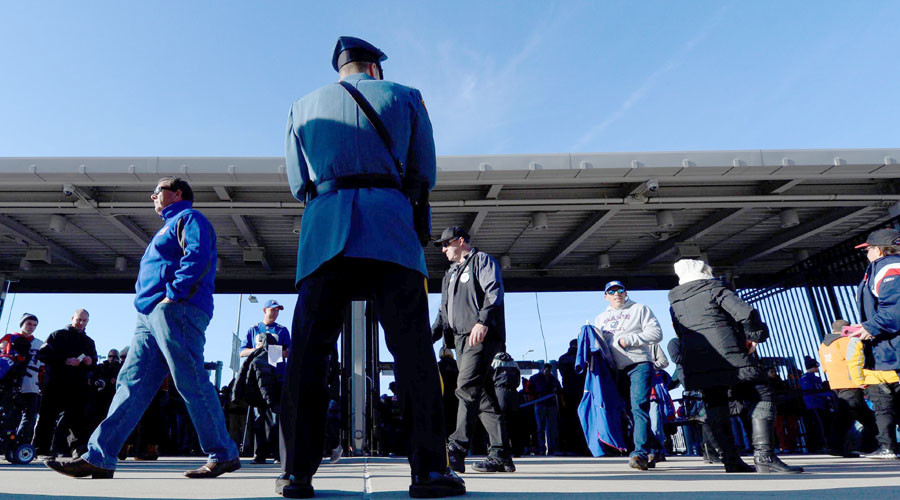 Shotgun formation? Police union urges NFL to drop gun ban for off-duty and retired cops